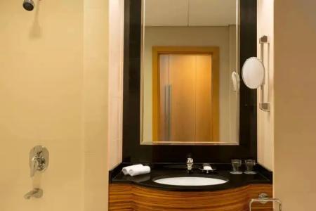 Four Points by Sheraton Downtown Dubai - 115