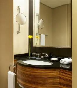 Four Points by Sheraton Downtown Dubai - 103