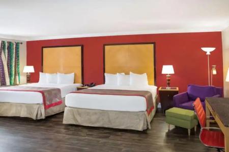 Ramada by Wyndham Miami Springs/Miami International Airport - 32