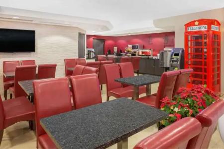 Ramada by Wyndham Miami Springs/Miami International Airport - 13