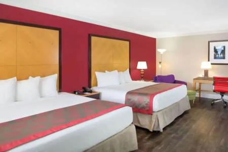Ramada by Wyndham Miami Springs/Miami International Airport - 28