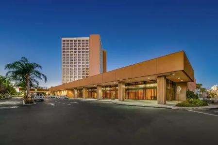 DoubleTree by Hilton Anaheim/Orange County - 21