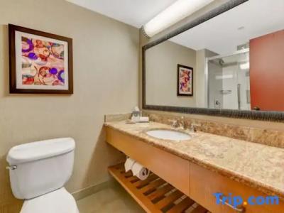 DoubleTree by Hilton Anaheim/Orange County - 29