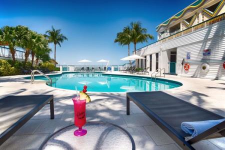 Best Western On The Bay Inn & Marina - 17