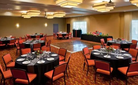 Courtyard by Marriott San Diego Oceanside - 25