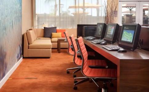 Courtyard by Marriott San Diego Oceanside - 1