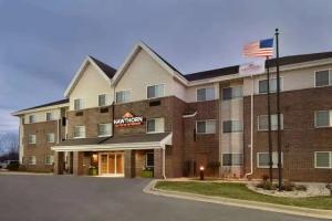 Hawthorn Suites By Wyndham Oak Creek/Milwaukee Airport, Milwaukee