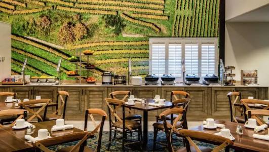 Hilton Santa Cruz Scotts Valley - 26