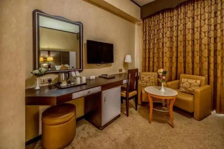 Al Jawhara Gardens - 34