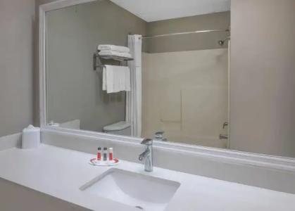 Baymont by Wyndham Pooler/Savannah - 4