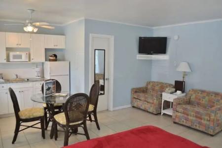 Silver Surf Gulf Beach Resort - 26