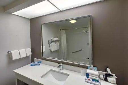 Four Points by Sheraton Charlotte/Pineville - 45