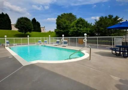 Four Points by Sheraton Charlotte/Pineville - 18