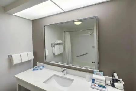 Four Points by Sheraton Charlotte/Pineville - 7