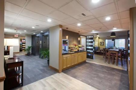 Four Points by Sheraton Charlotte/Pineville - 25