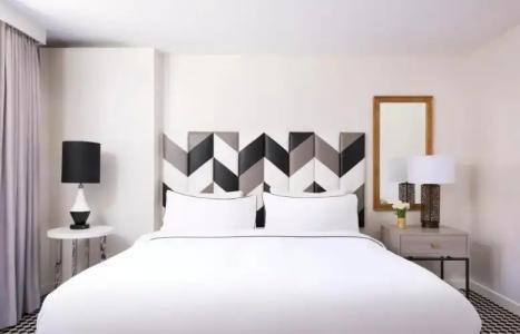 Chamberlain West Hollywood - 4