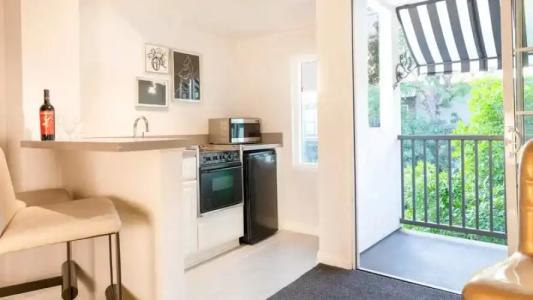 Montrose at Beverly Hills - 23