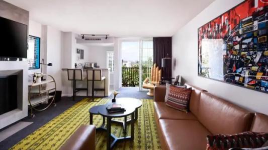 Montrose at Beverly Hills - 22