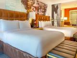 Quadruple Suite with balcony and with city view