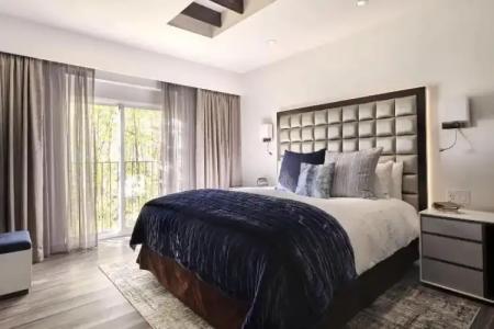 Sunset Marquis - 131