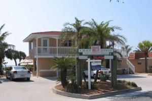 A Beach Retreat on Casey Key, Venice