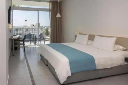 Mayfair Gardens - 51