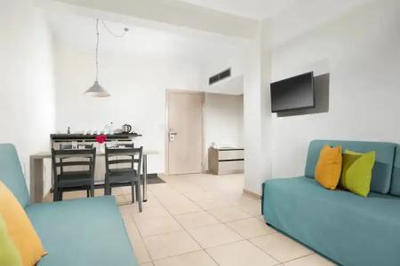 Mayfair Gardens - 99