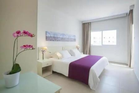 Mayfair Gardens - 48