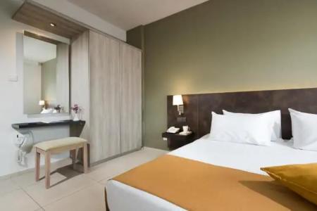 Mayfair Gardens - 90