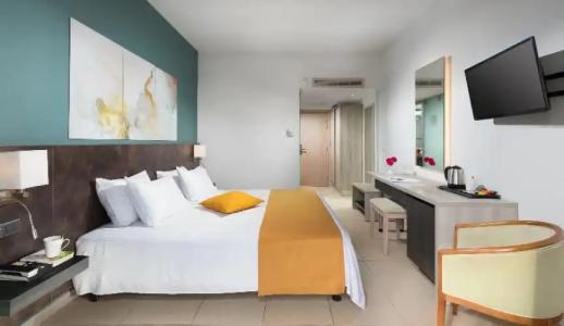 Mayfair Gardens - 66