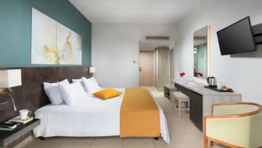 Mayfair Gardens - 54