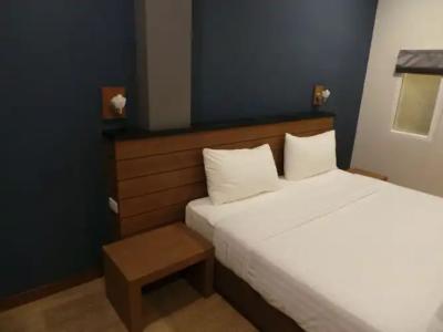 Bird Day Boutique - 4