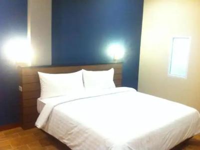 Bird Day Boutique - 40