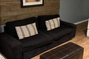 Upper Beach Apartment, Toronto