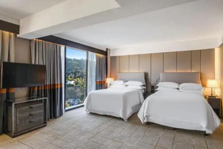 Sheraton Universal - 33