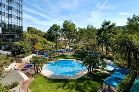 Hilton Los Angeles-Universal City - 17