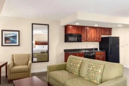 Hampton Inn Burlington - Colchester - 77