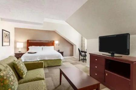 Hampton Inn Burlington - Colchester - 76