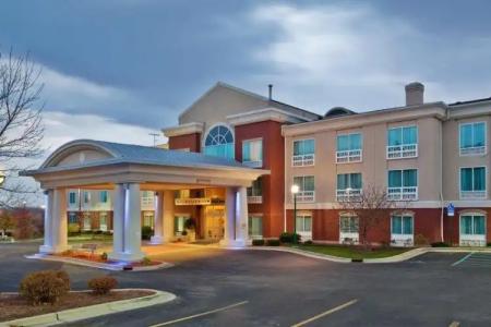 Holiday Inn Express & Suites Grand Rapids-North, an IHG - 27