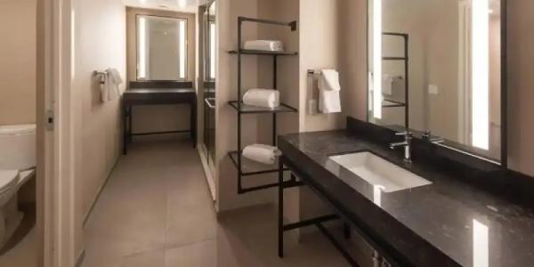 Harveys Lake Tahoe & Casino - 40