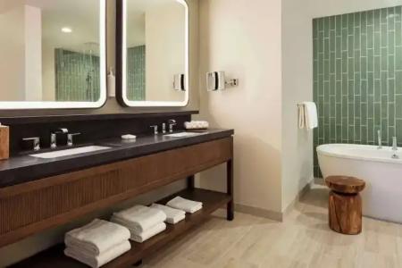 Hilton Waikoloa Village - 284