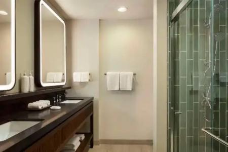 Hilton Waikoloa Village - 216