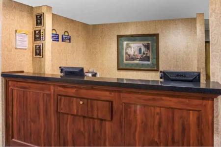 Days Inn by Wyndham Killeen Fort Hood - 10