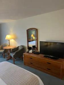 The Grand Nanaimo - 13