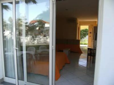 King's House Resort - 6