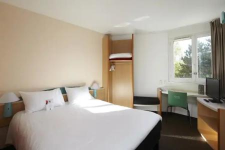 ibis Chartres Ouest Luce - 38