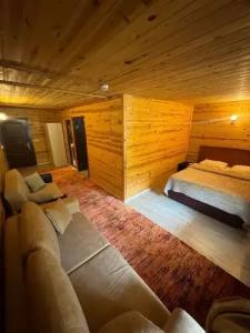 Yedigoller & Restaurant - 76