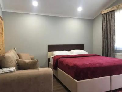 Yedigoller & Restaurant - 6