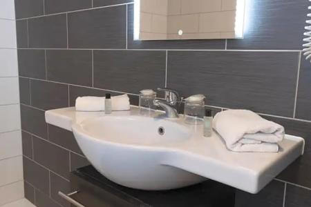 The Originals City, Hôtel Galaxie, Nice Aéroport - 33