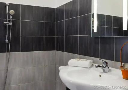 The Originals City, Hôtel Galaxie, Nice Aéroport - 10